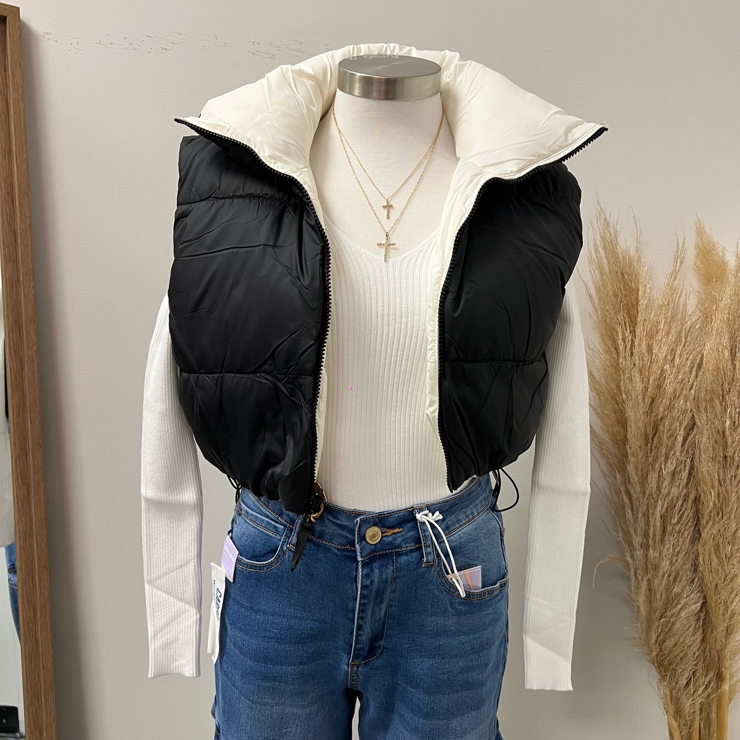 Gia Reversible Vest -Black