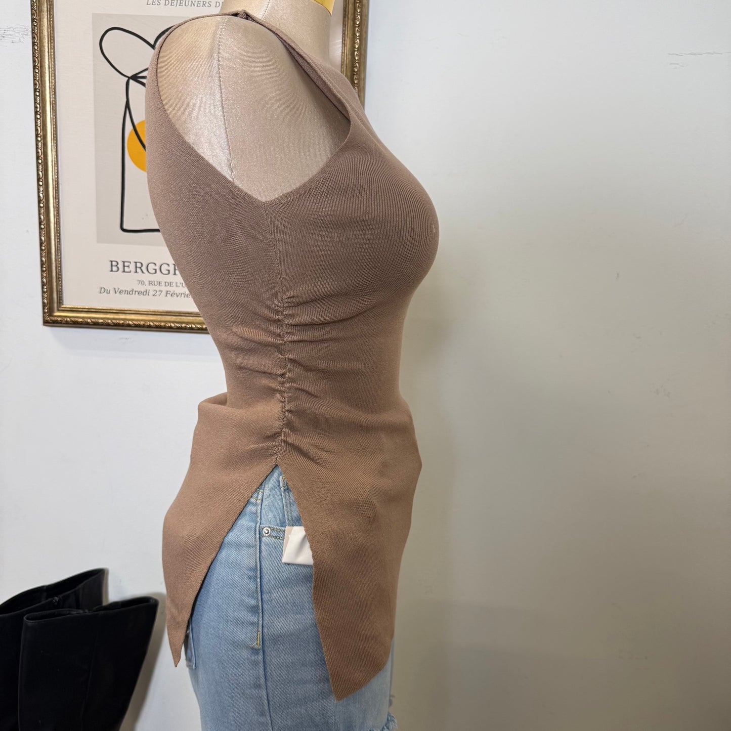 Asymmetrical hem Sleeveless Knit Top-Light Mocha