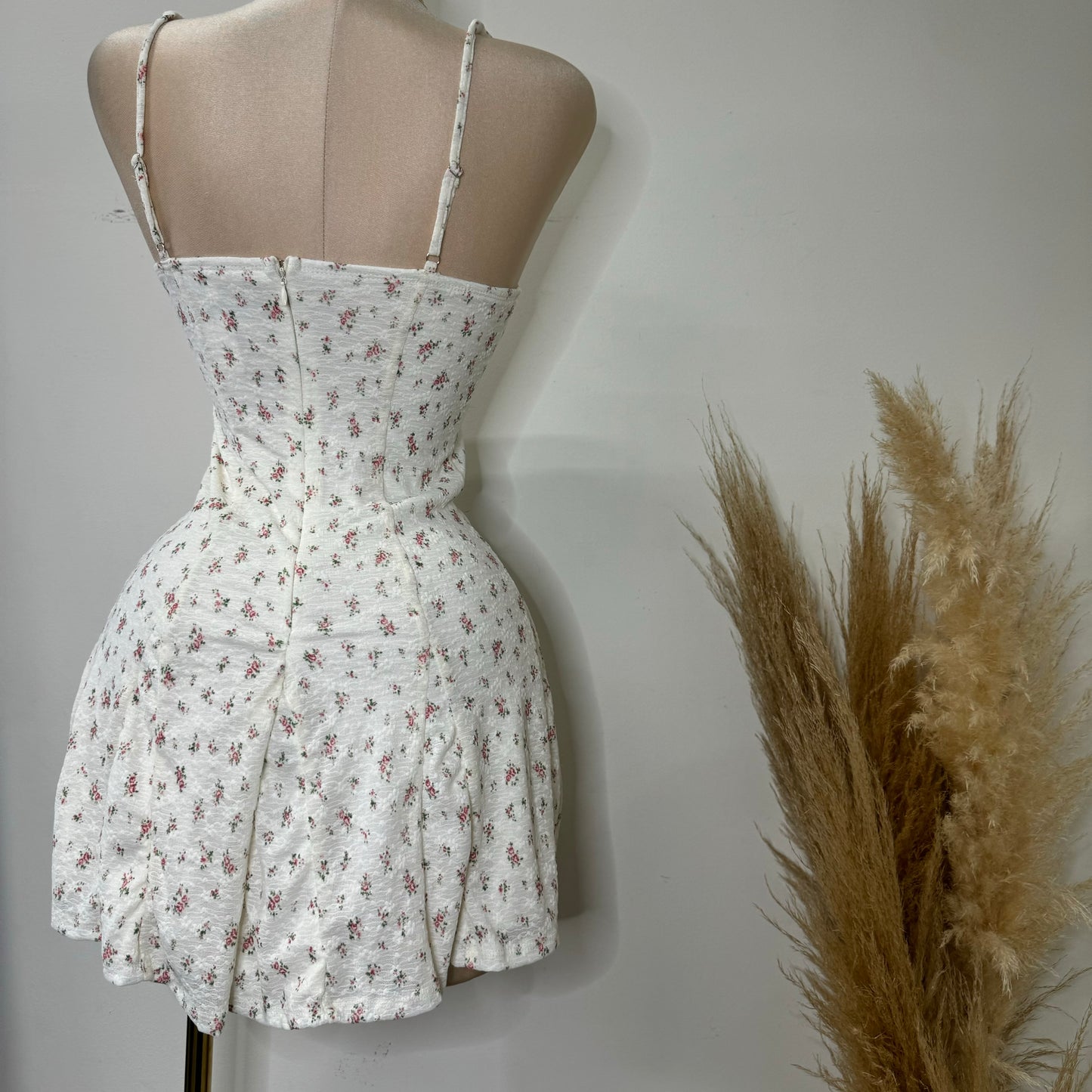 Coqueta Floral Mini Dress-Cream