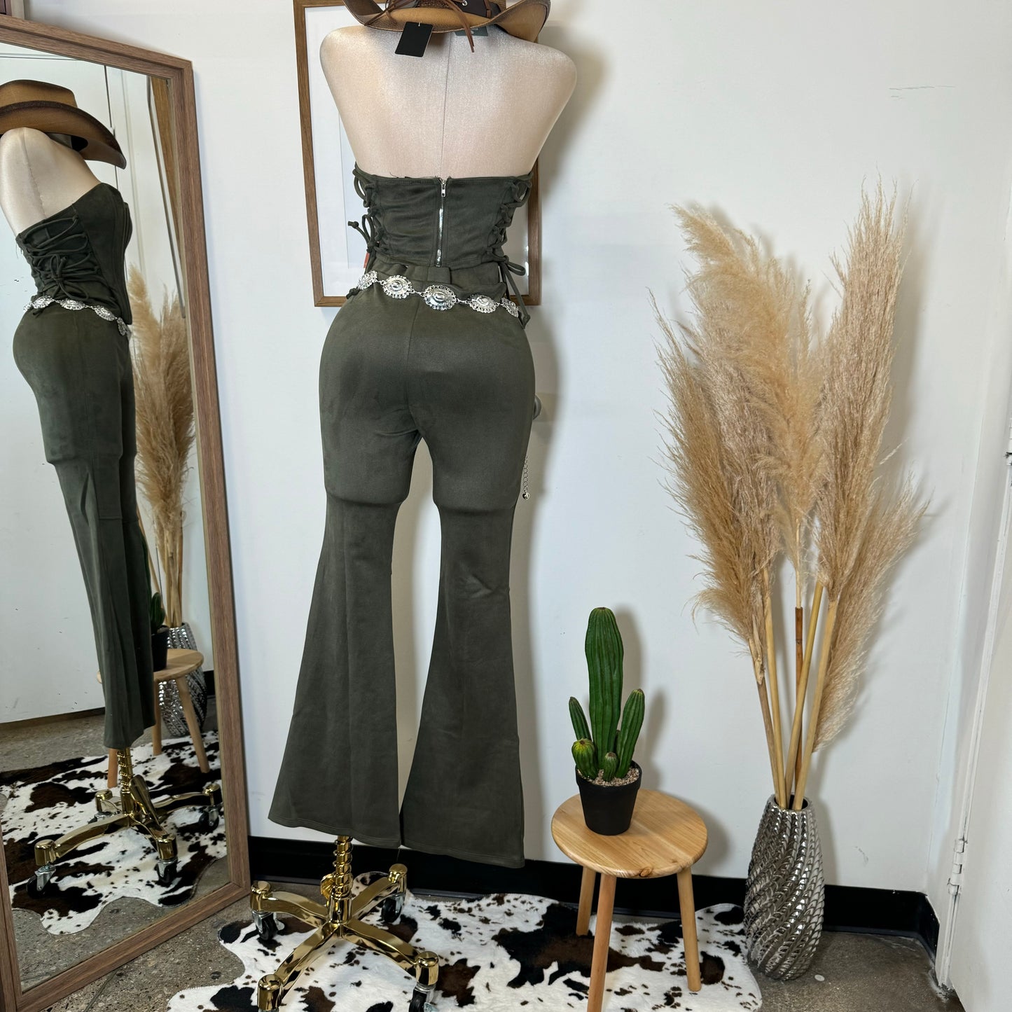 Jaripeo Suede Pant Set-Green
