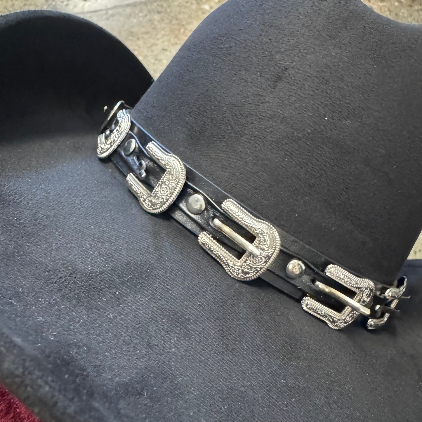 Buckle Suede Hat -Black