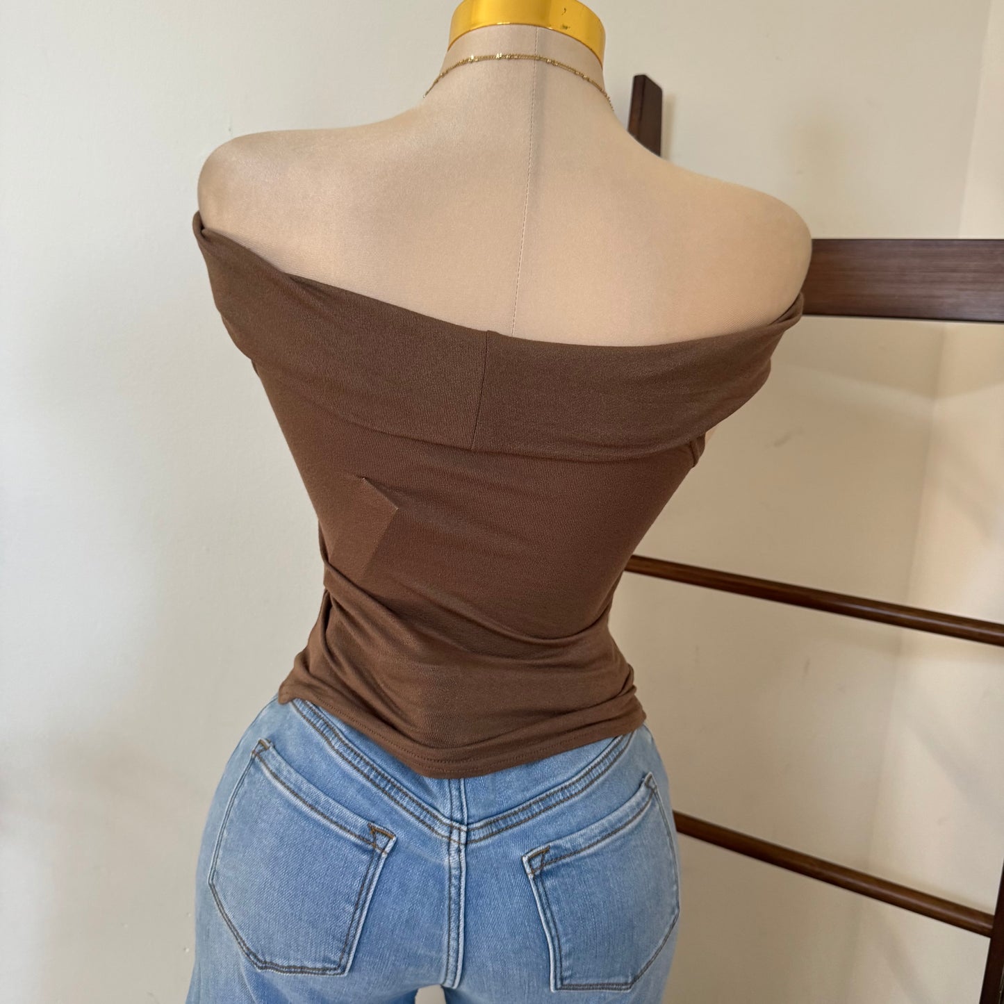 Twist Off The shoulder Top-Brown