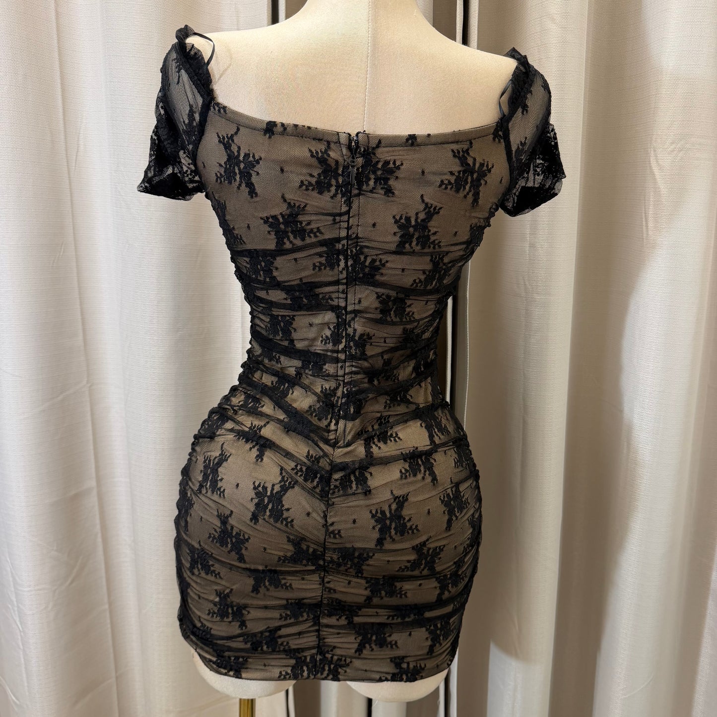 Ruched off the shoulder mini Dress-Black