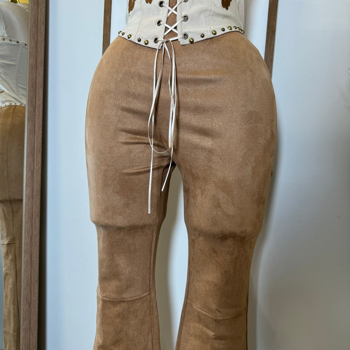 La quebradora Suede Pants-Camel