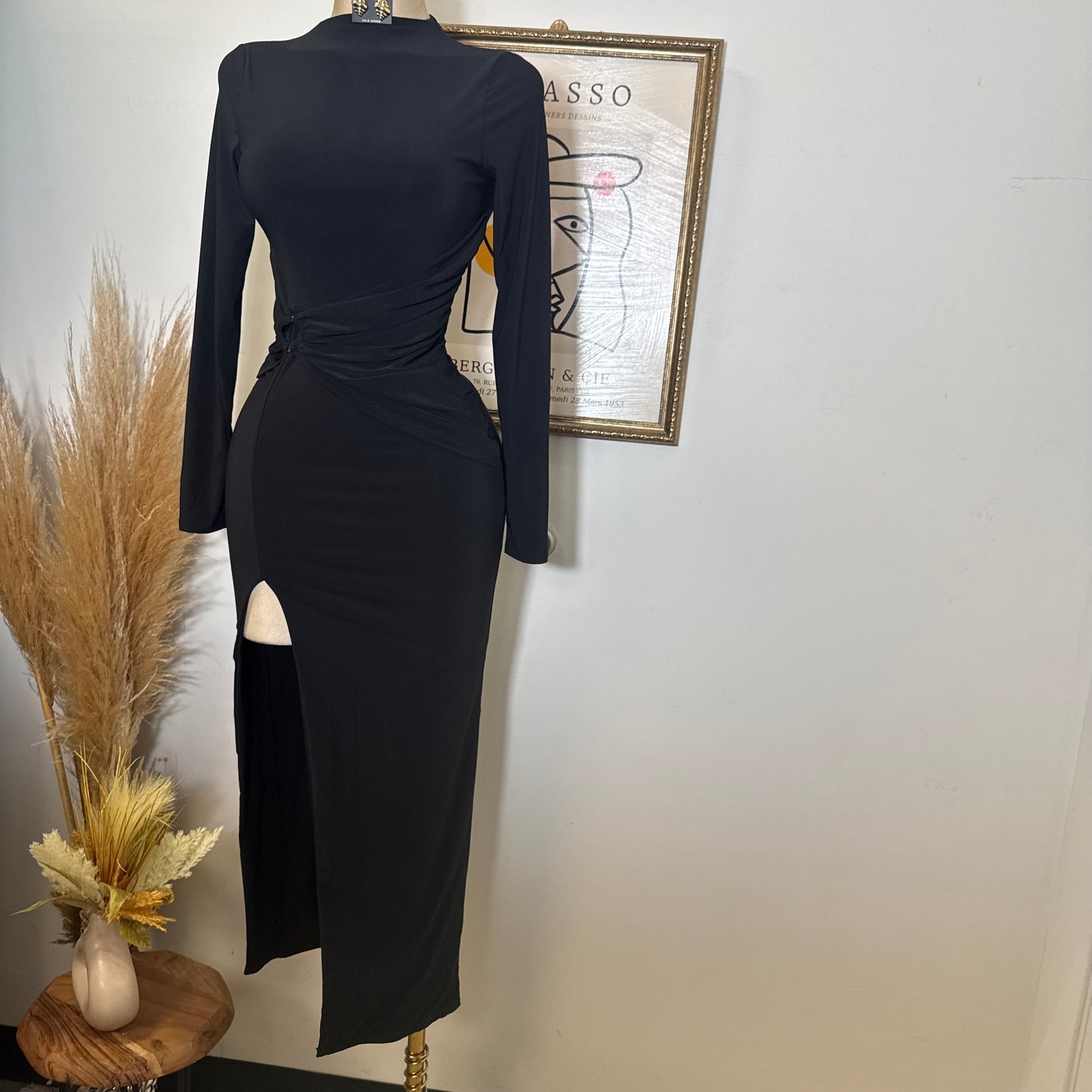 Long Sleeve Open Slit Dress-Black
