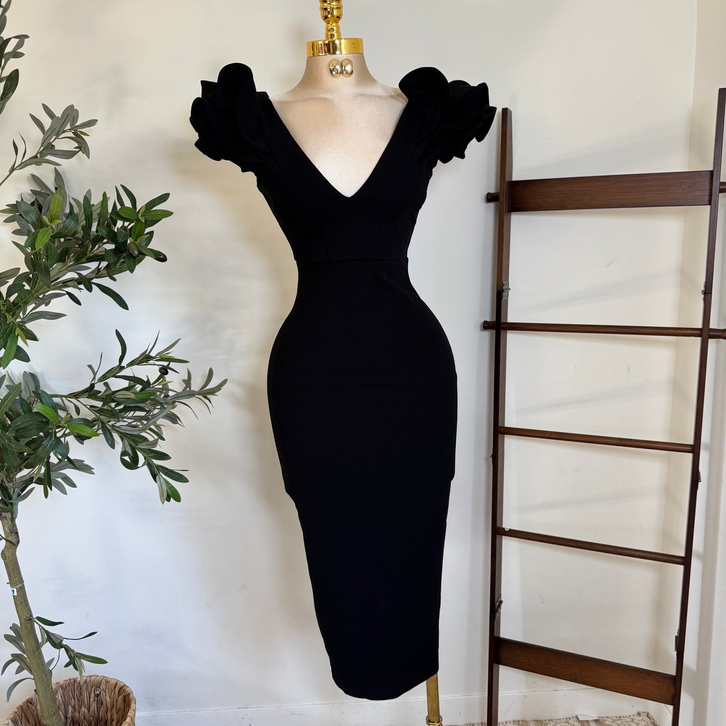 Ruffle Detail Shoulder Midi Dress-Black