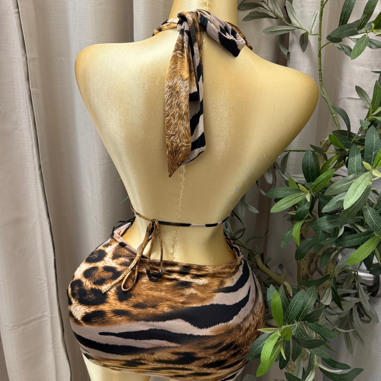 Halter O-Ring back chain Bodycon Mini Dress-Brown