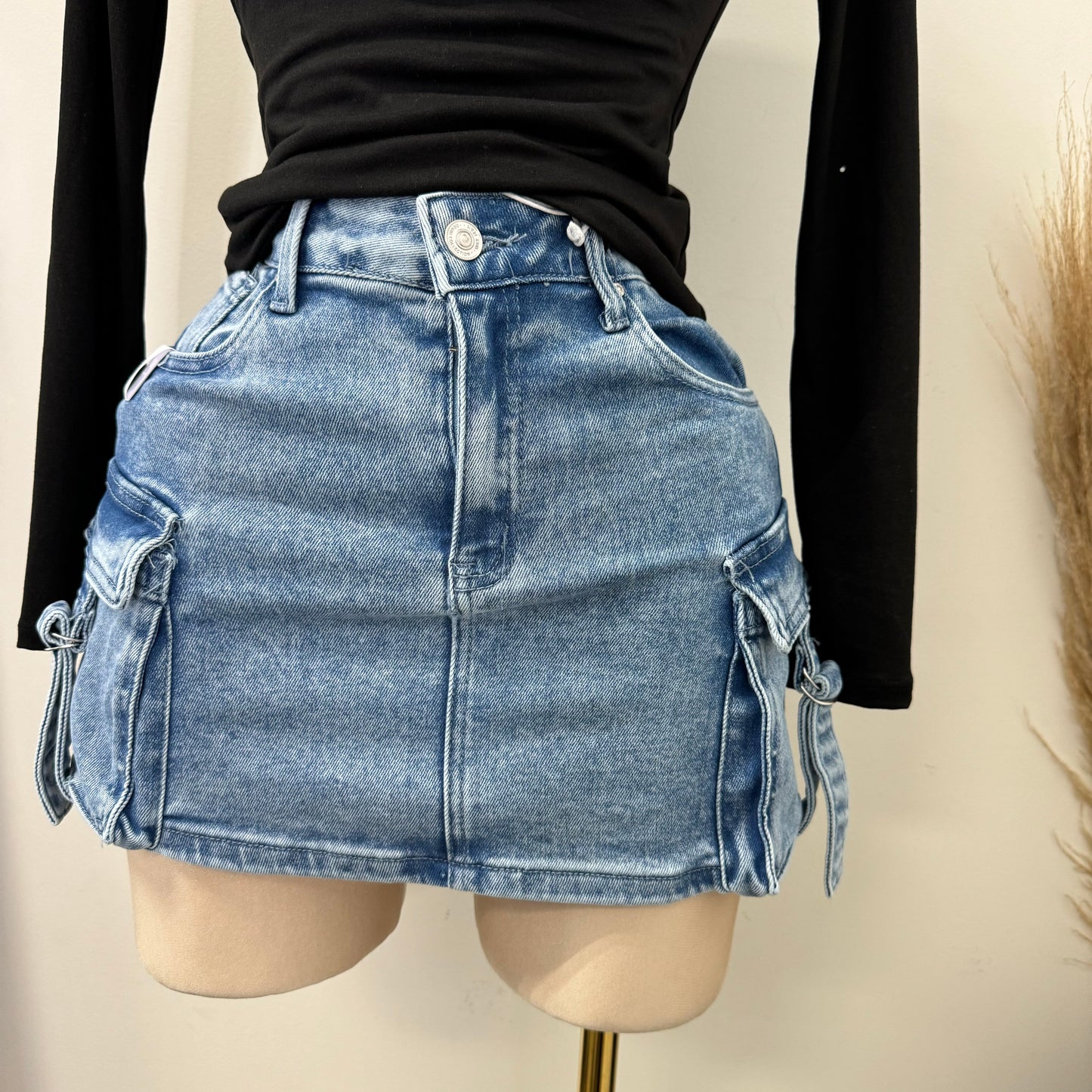90398 Cargo Mini Skirt-Light Wash