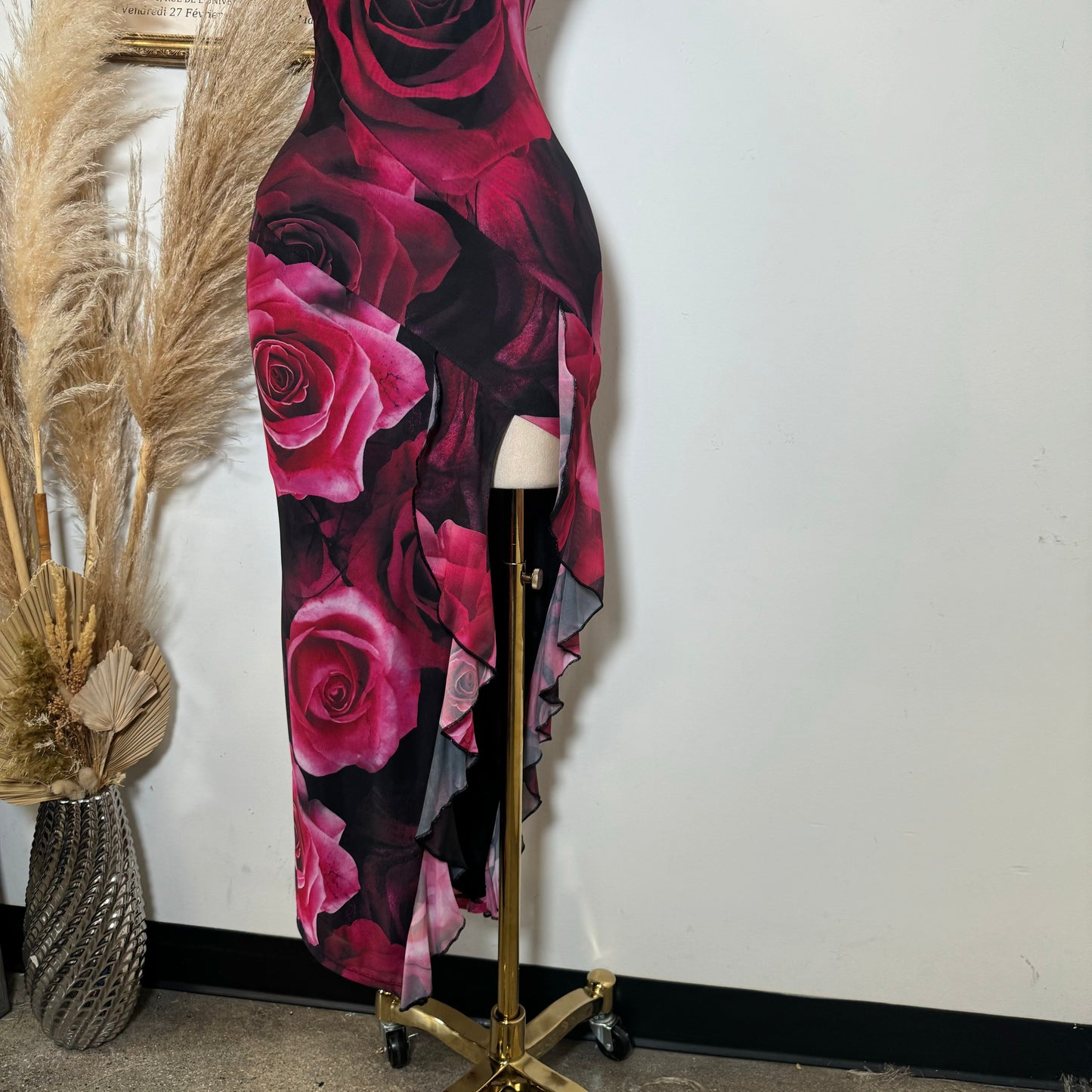 Rose Ruffle Open Slit Dress-Pink