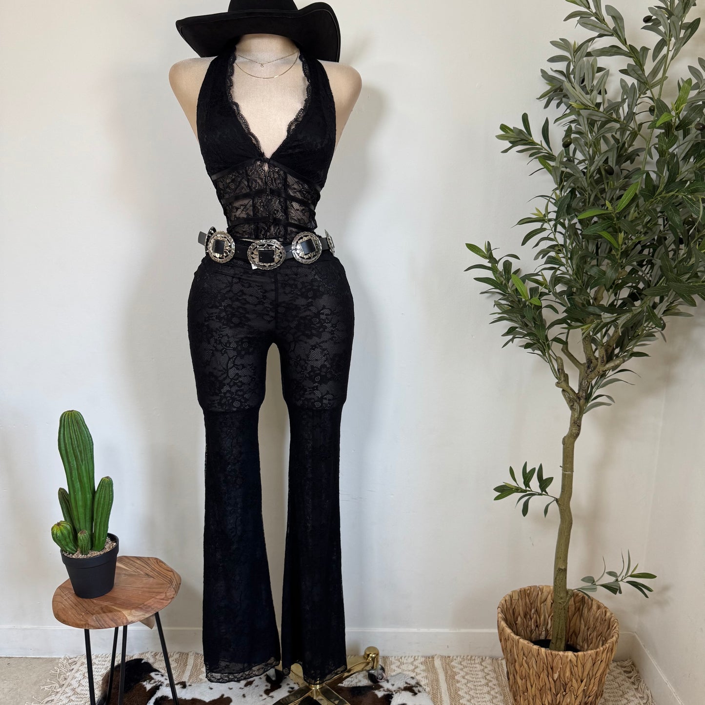 Sexy Lace Halter Pant Set-Black