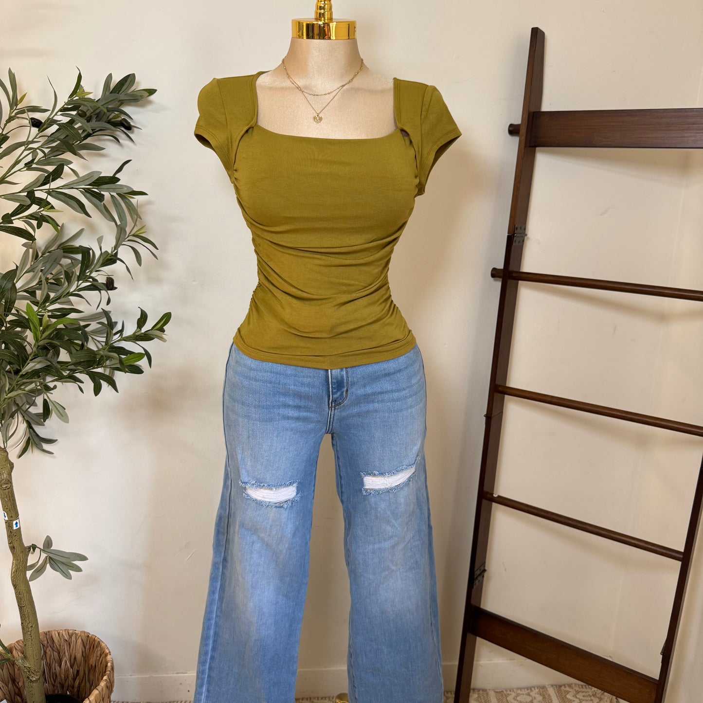 Square Neck Ruched Detail Short Sleeve Knit Top-Kiwi Olive