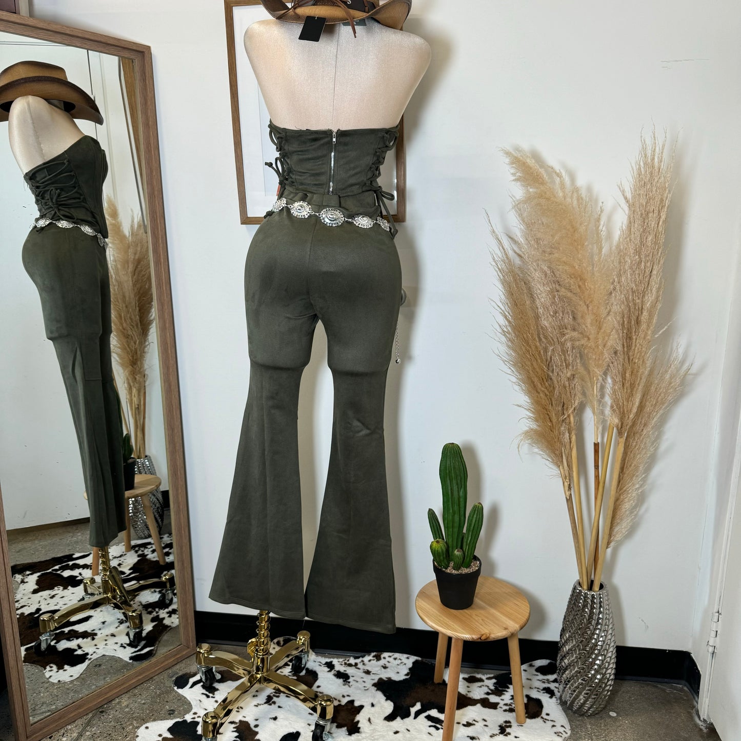 Jaripeo Suede Pant Set-Green