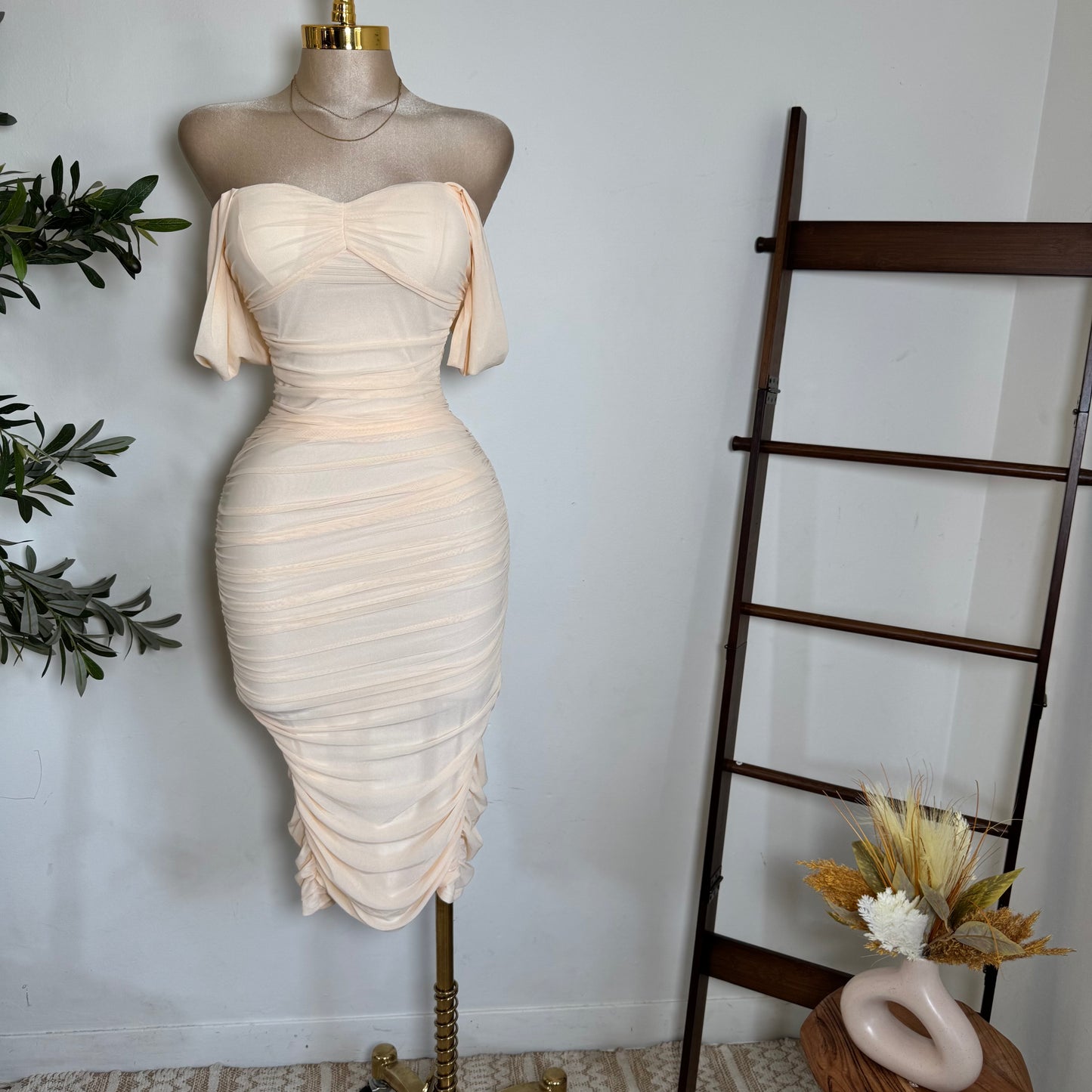 LUXE GLITTER MESH OFF SHOULDER RUCHED MIDI DRESS-Champagne