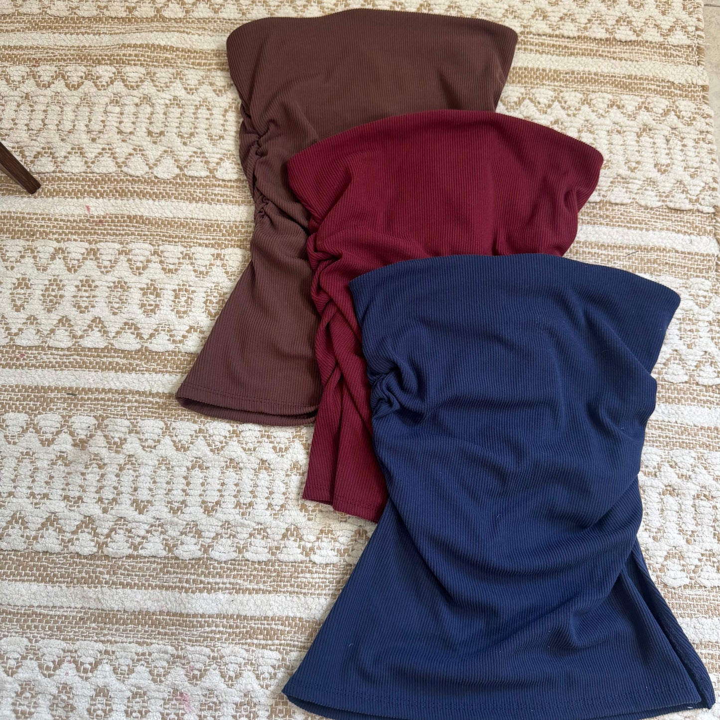Strapless Ribbed Material Tube Top
