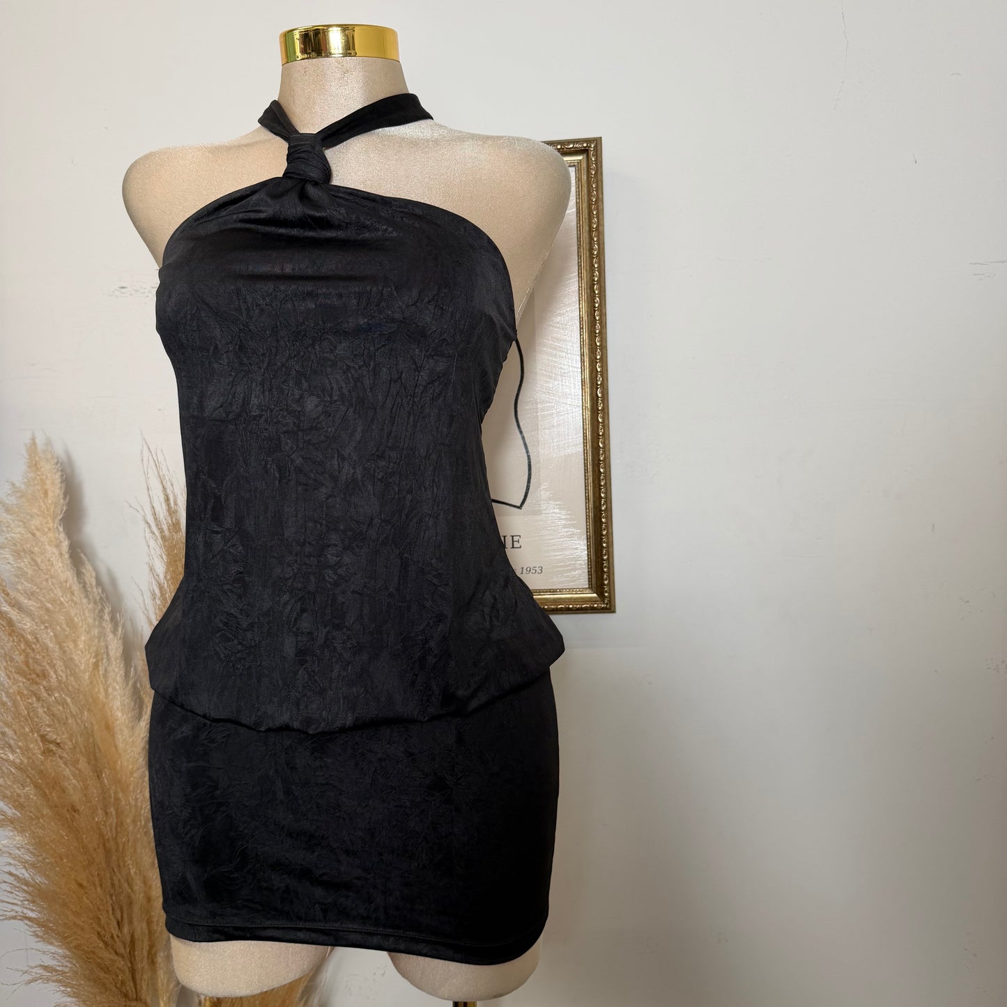 Knot Halter Blouson Bodycon Mini Dress-Black
