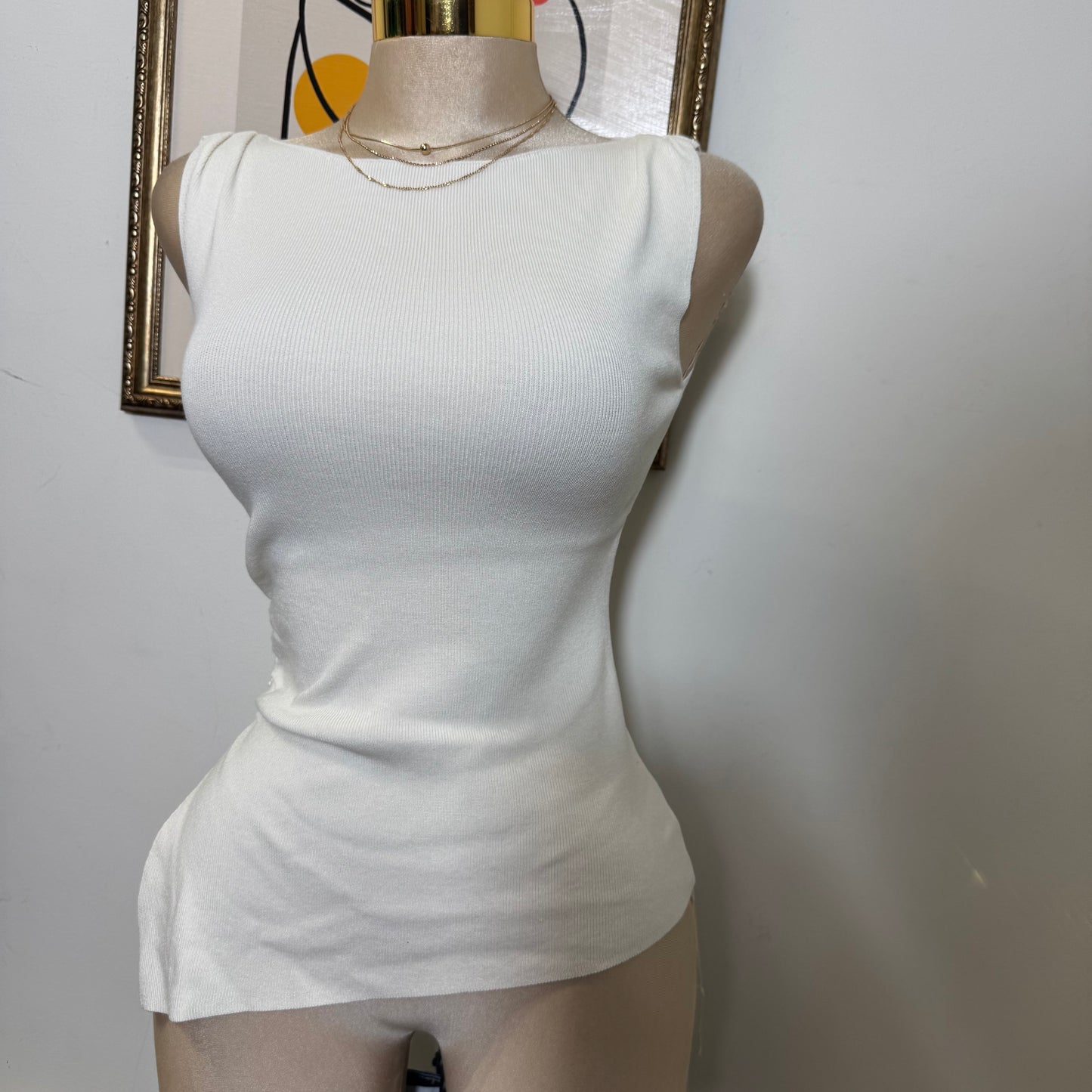 Asymmetrical hem Sleeveless Knit Top-Cream