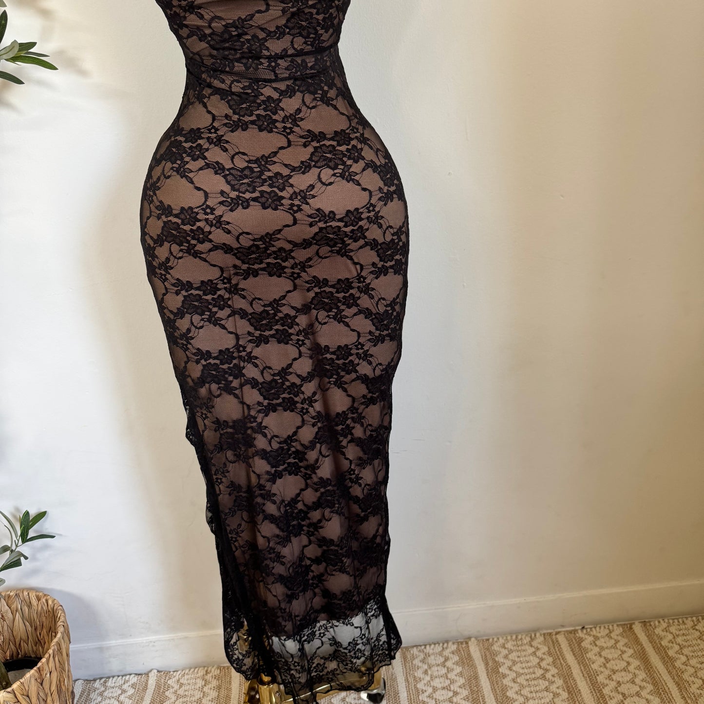 Lace Open Slit Dress-Black