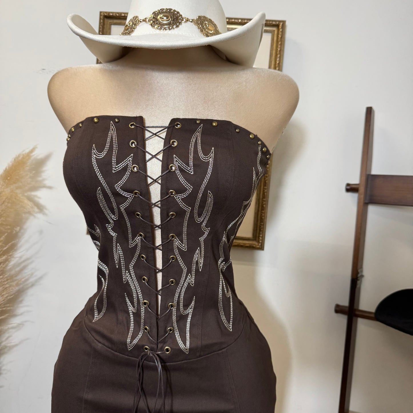 La Yaquesita Corset Dress -Brown