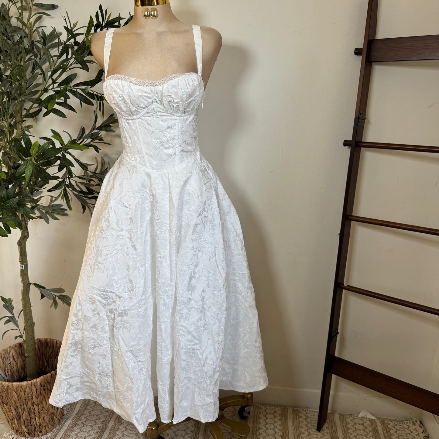 Fleur Corset Midi Dress-White
