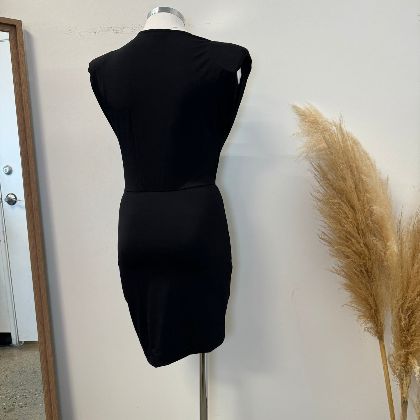 Ava Dress-Black