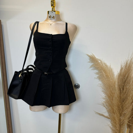 Chic Vest Top-Black