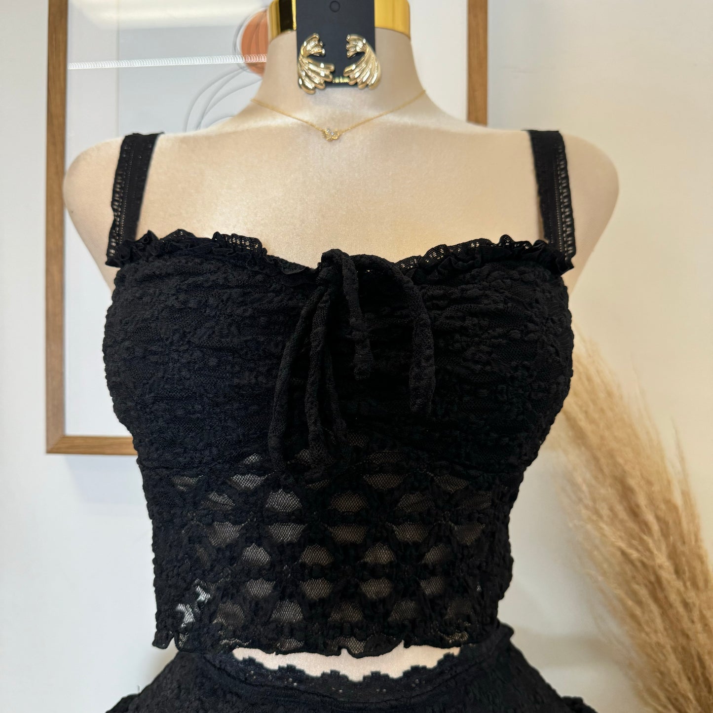 Bonita Lace Flare Skirt Set-Black