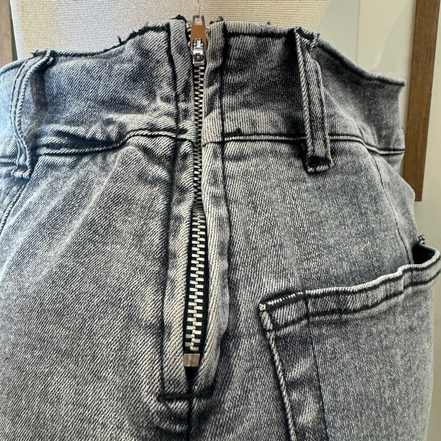 Double Side Slit Denim Skort-Black