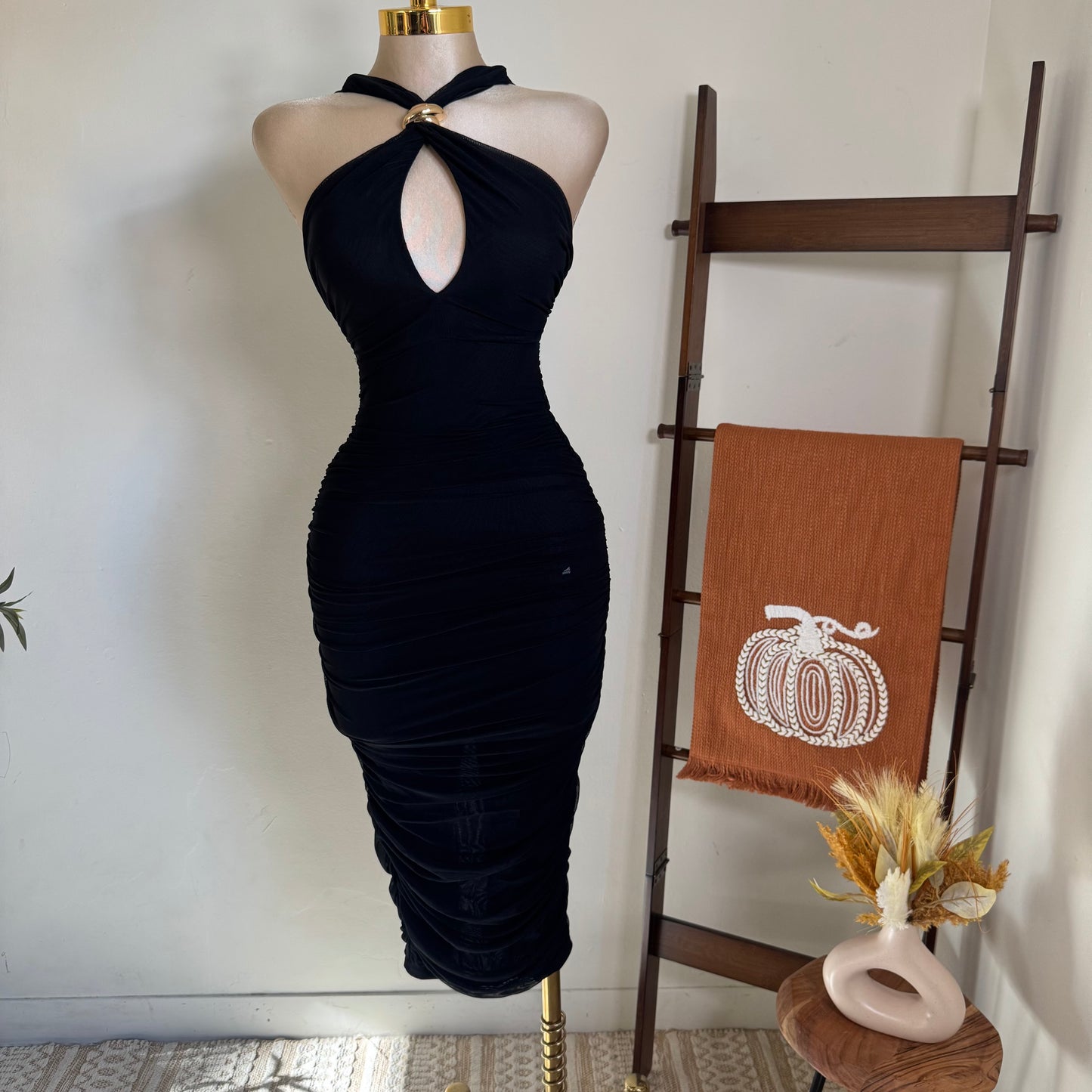 Halter Neck Trim Inset Ruched Bodycon Midi Dress-Black