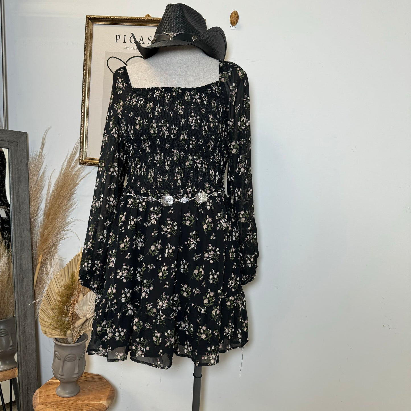 Plus size Long Sleeve Dress-Black