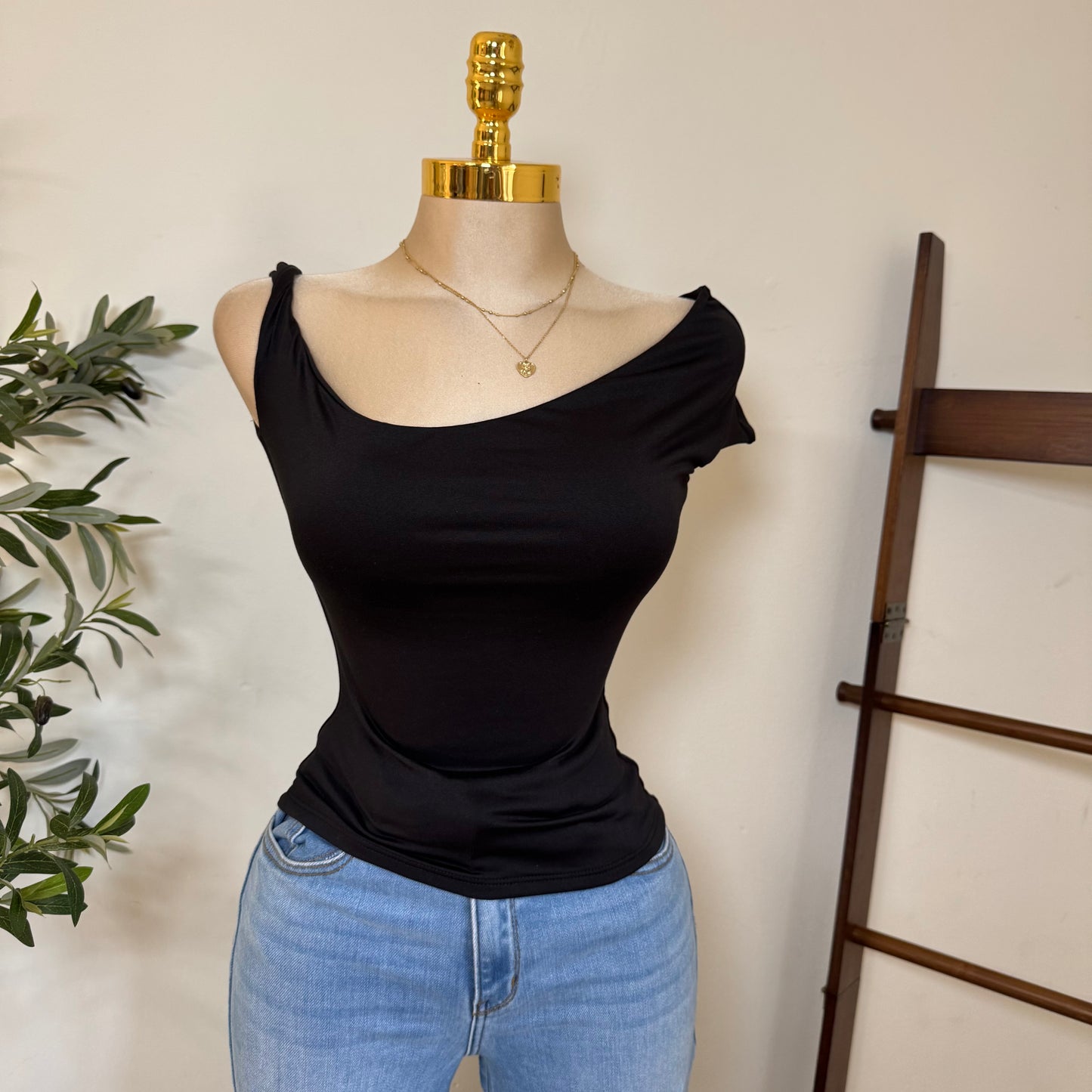 Asymmetrical Double Layered Top-Black