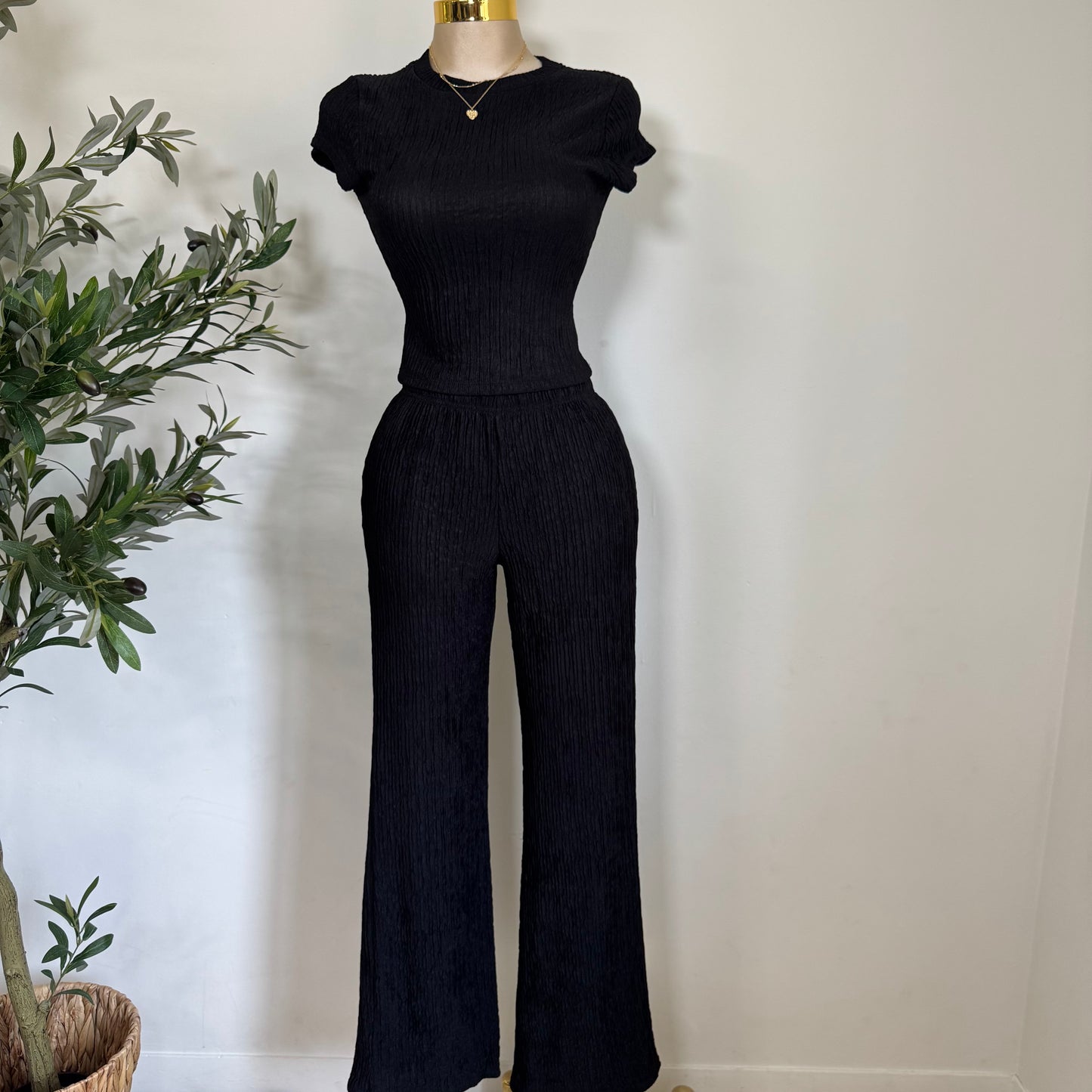 Tamara Short Sleeve Piece Set-Black