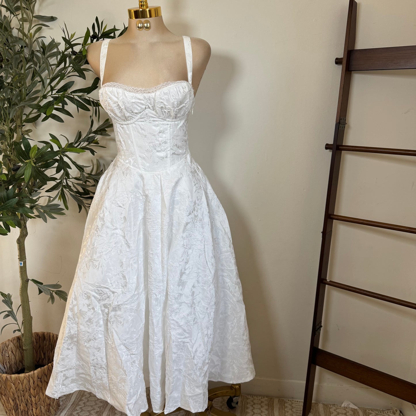 Fleur Corset Midi Dress-White