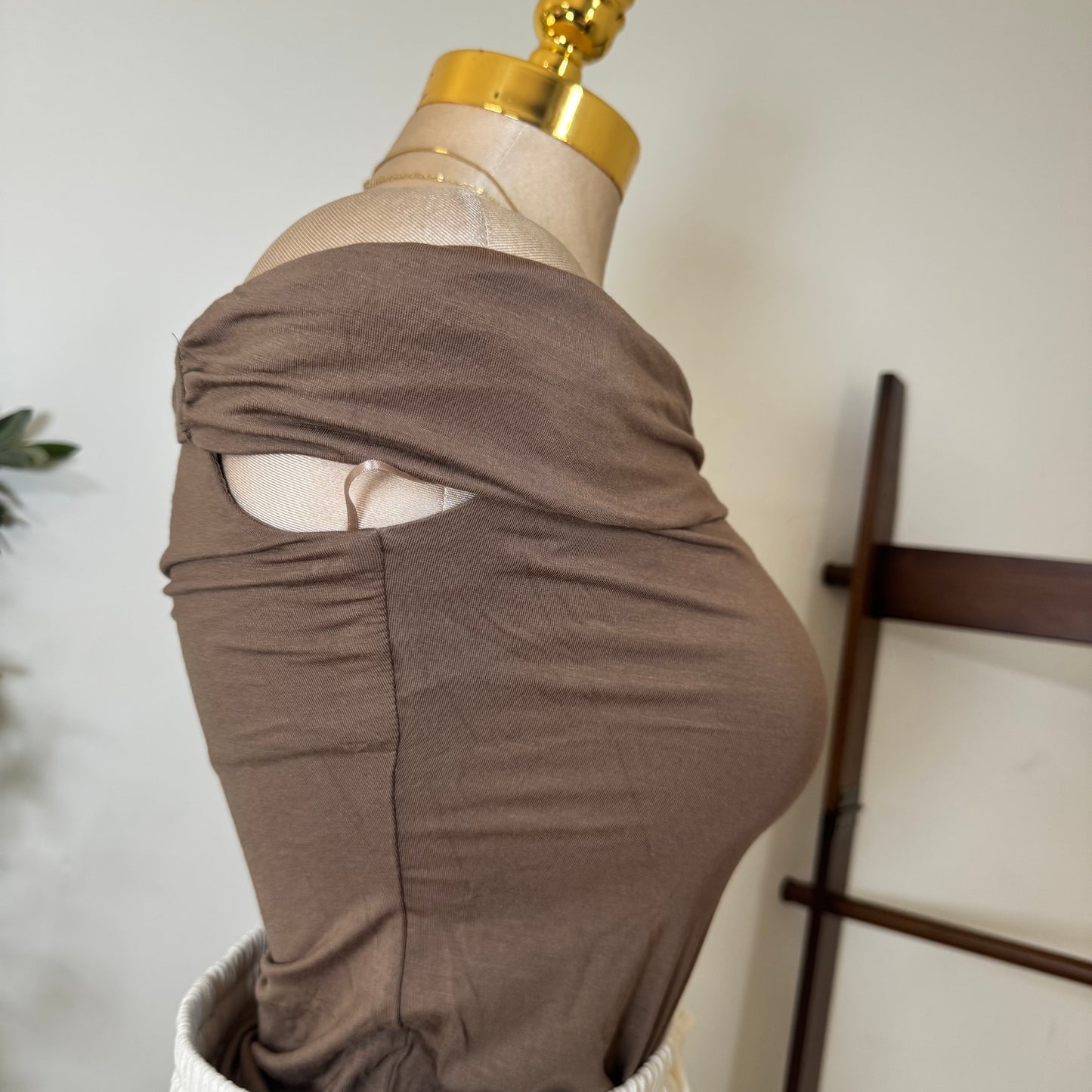 Off shoulder Double layered Top-Browm