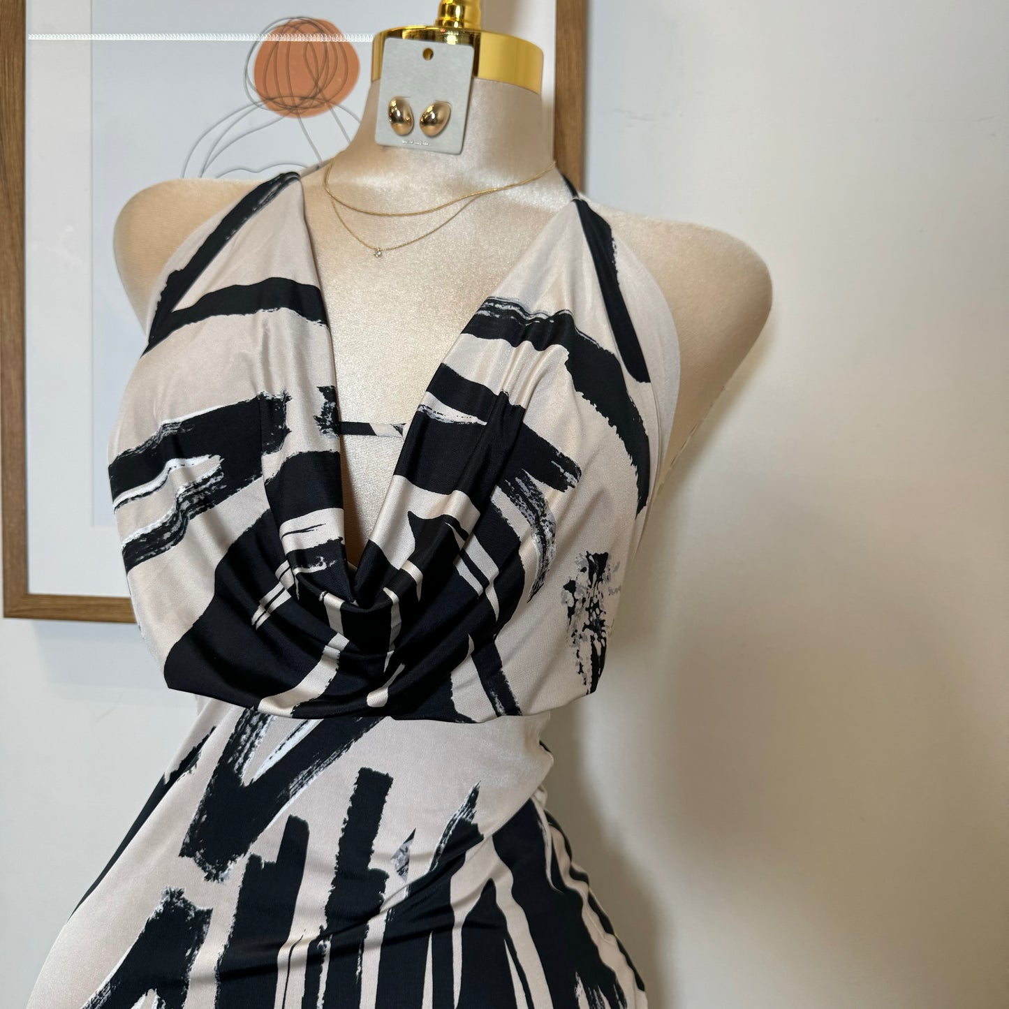 Venechia Cowl Open Slit Dress-Black/White1