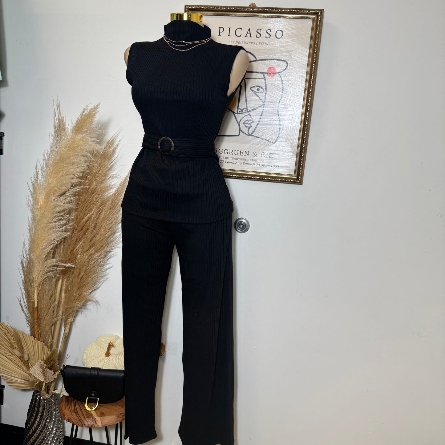 Sleeveless Mock neck with Belt rib knit Top and Wide Rib Knit pants-Black