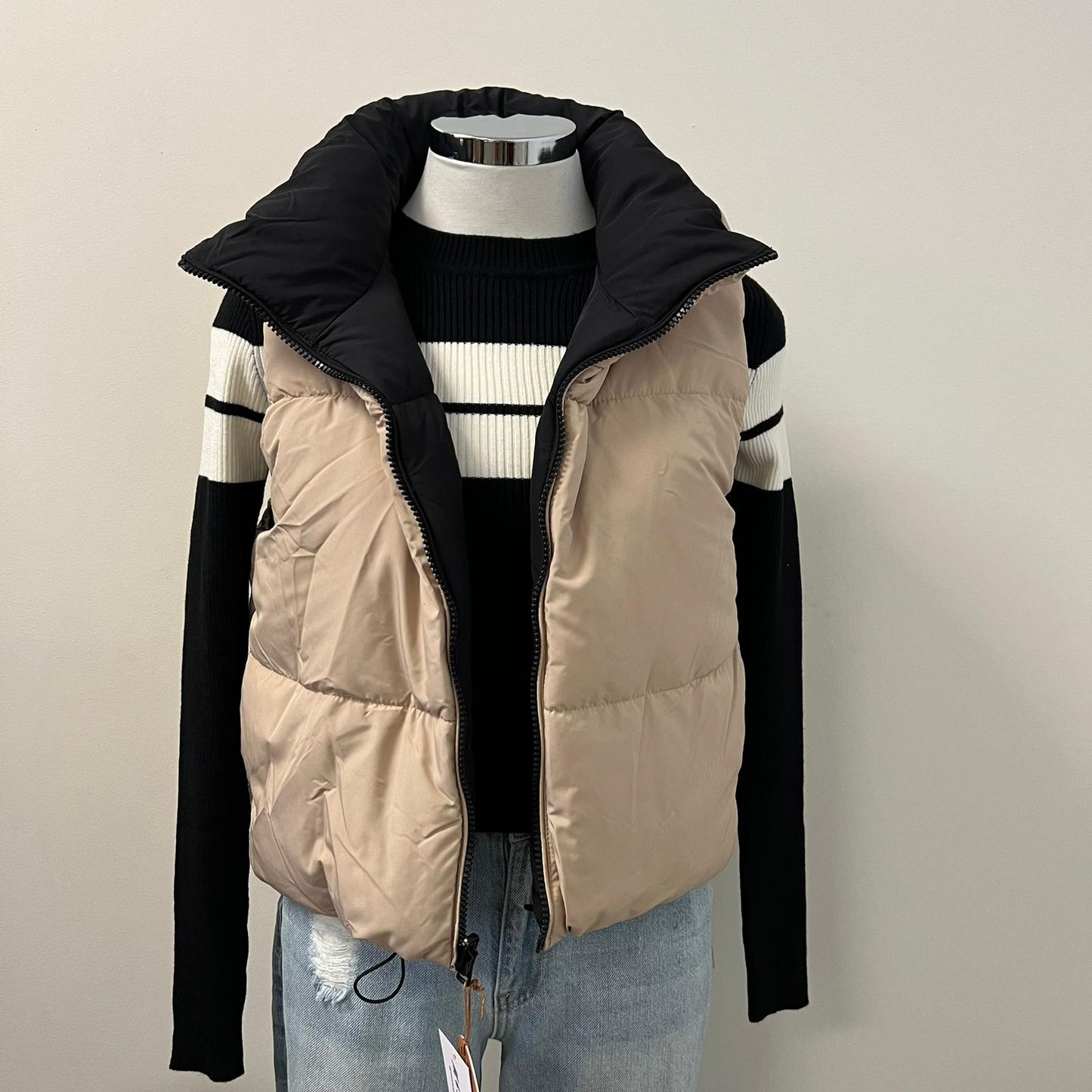 Faiza Reversible Vest -Black