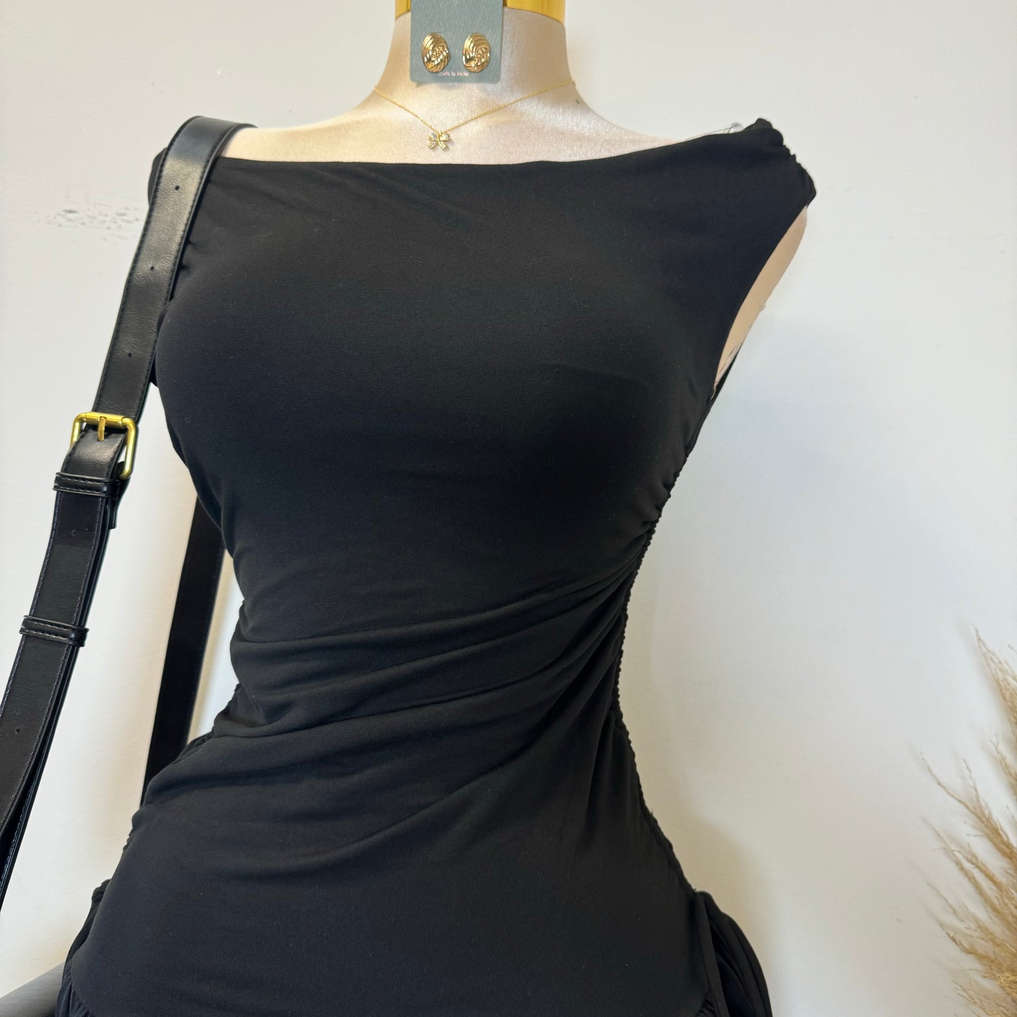 Asymmetric Bubble Dress-Black