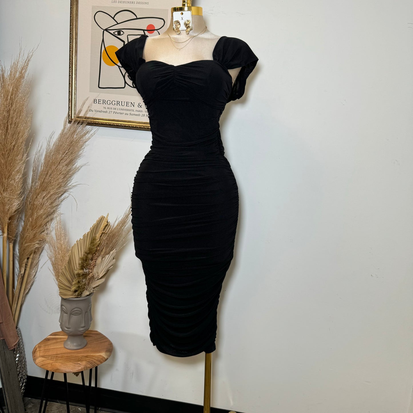 LUXE GLITTER MESH OFF SHOULDER RUCHED MIDI DRESS-Black