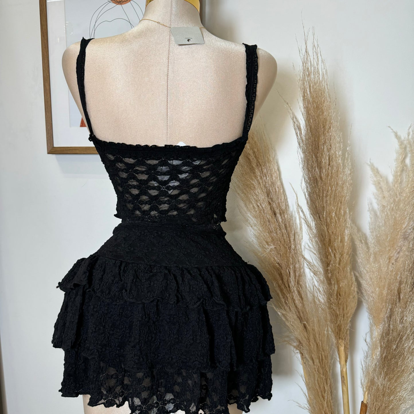 Bonita Lace Flare Skirt Set-Black