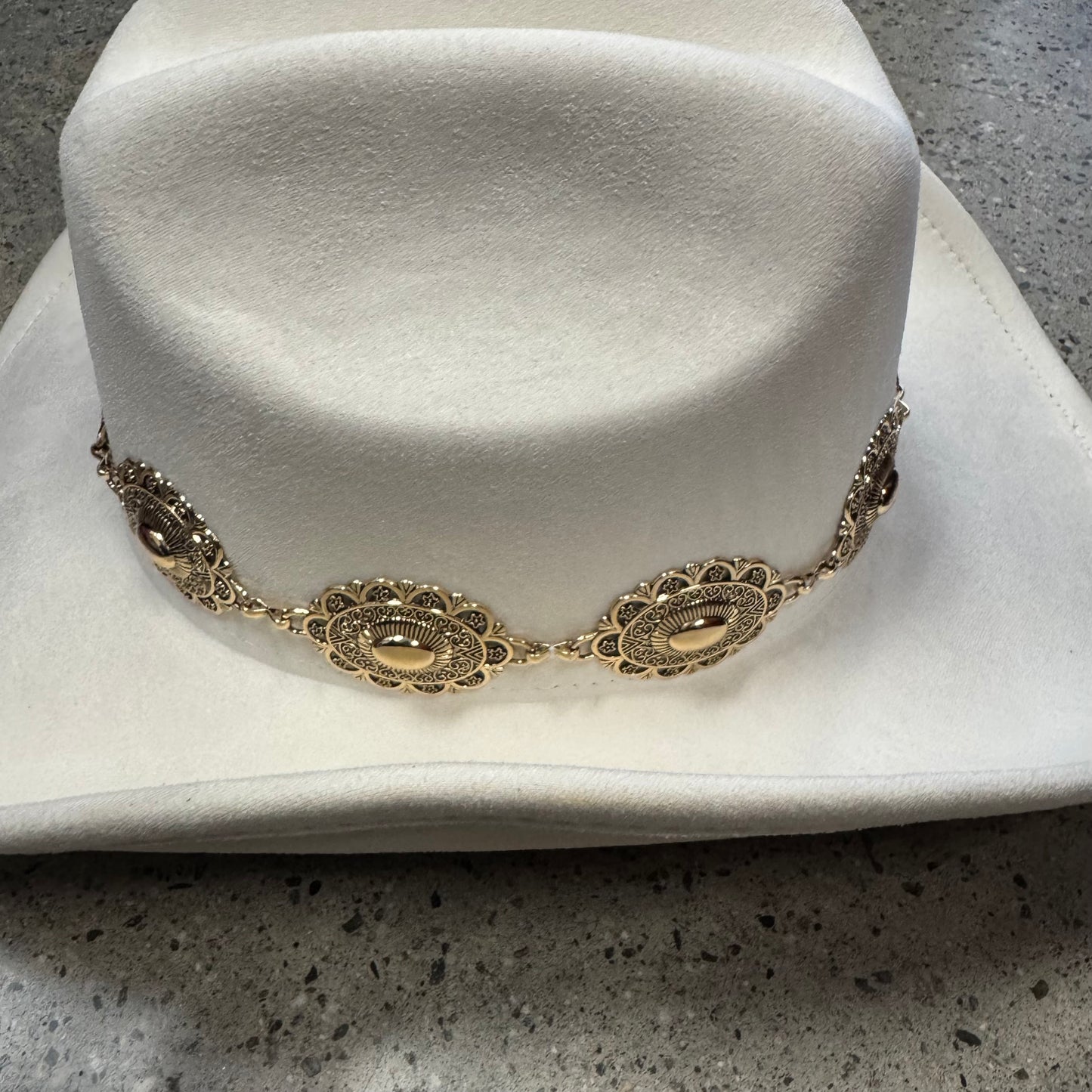 white Hat With Gold Chain-White