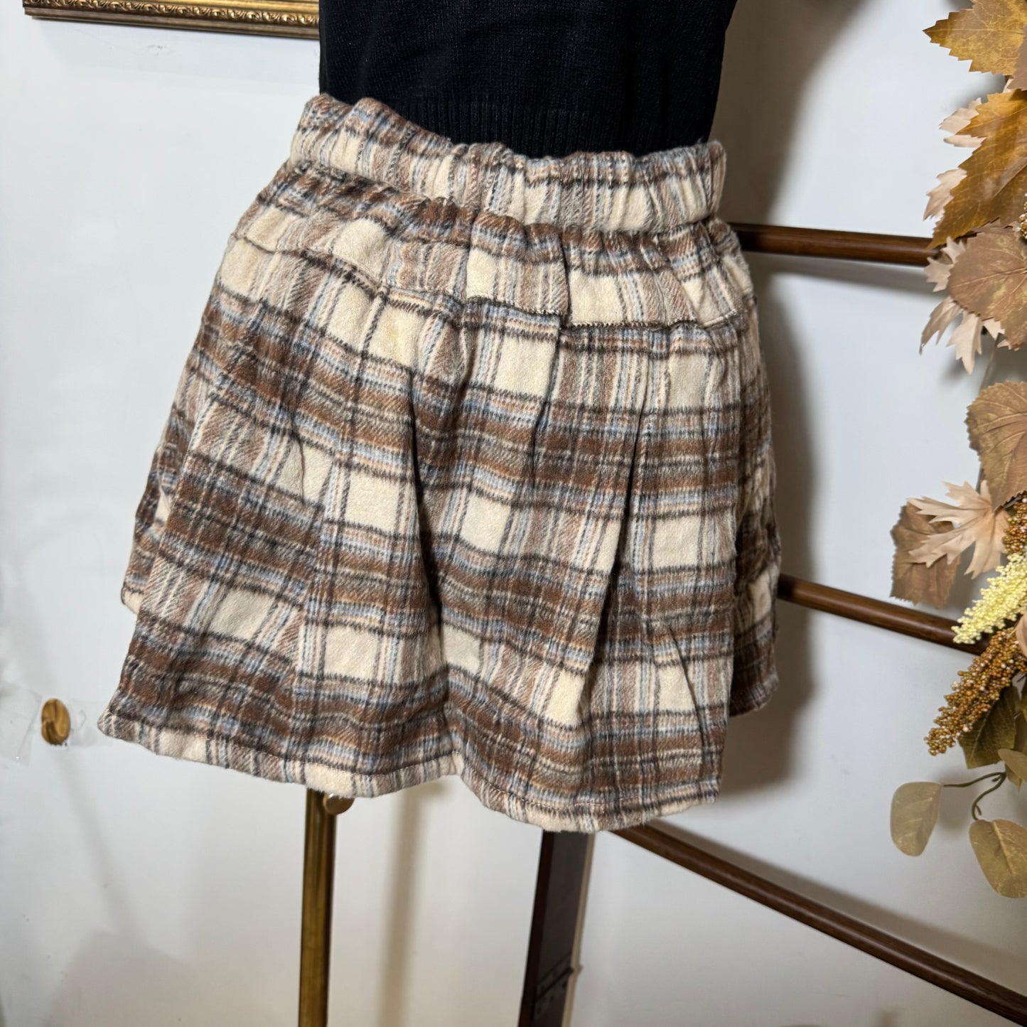 Pleats Detail Plaid Skirt-Taupe/Chocolate