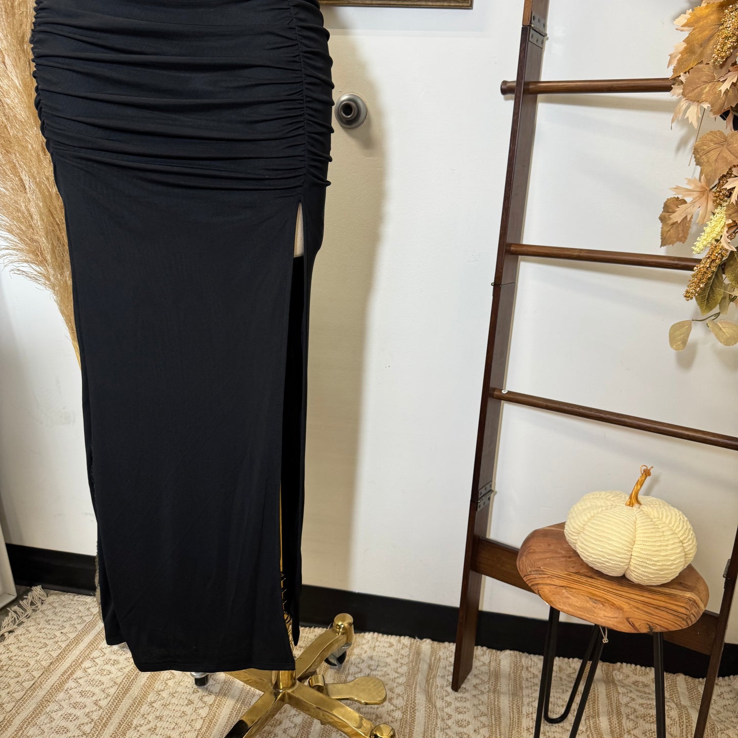 Long Maxi Off Shoulder Dress-Black