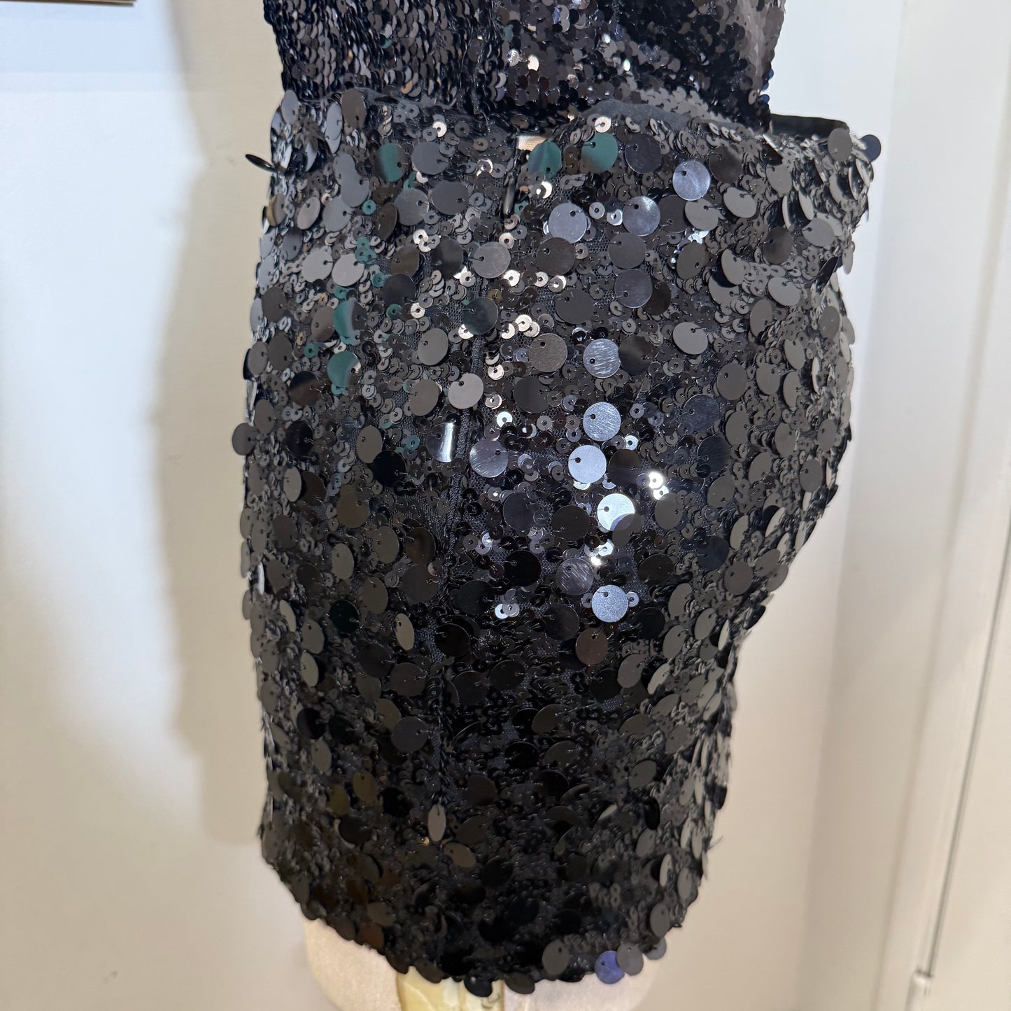 Low Waisted Sequin Micro Mini Skirt-Black