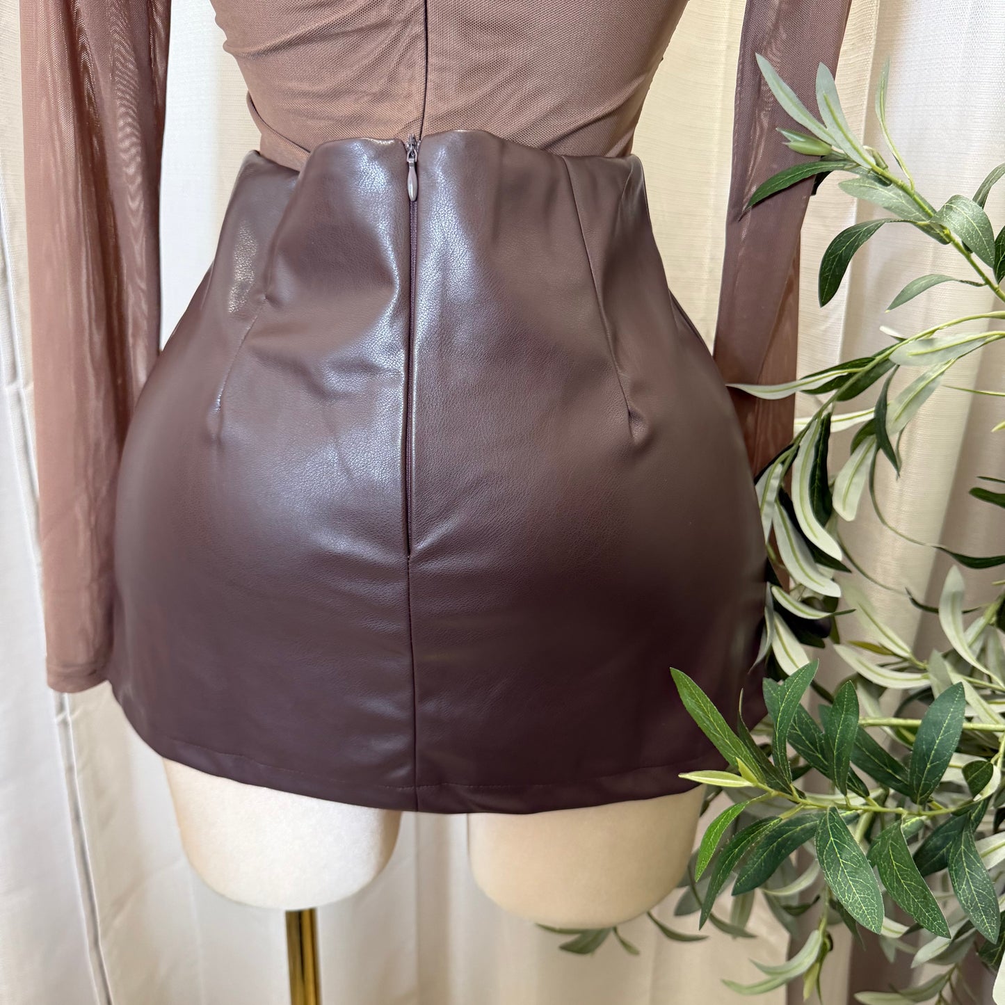 Faux leather Skirt short underneath-Brown