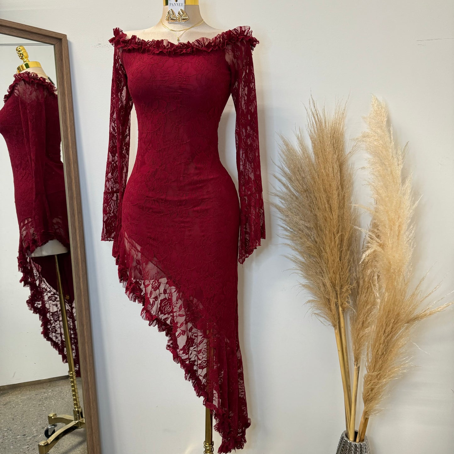 Off Shoulder Lace Dress-Burgundy