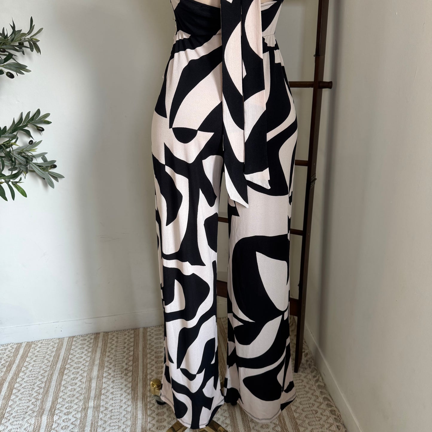 Halter Jumpsuit-Black/White