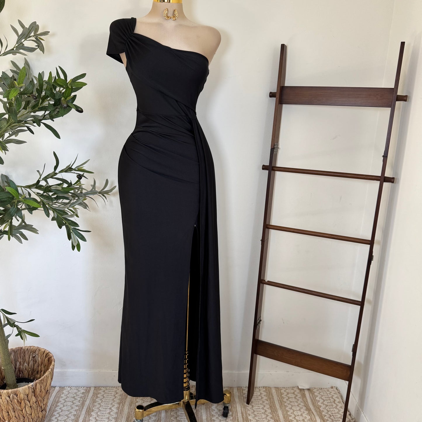 Gala Dress-Black