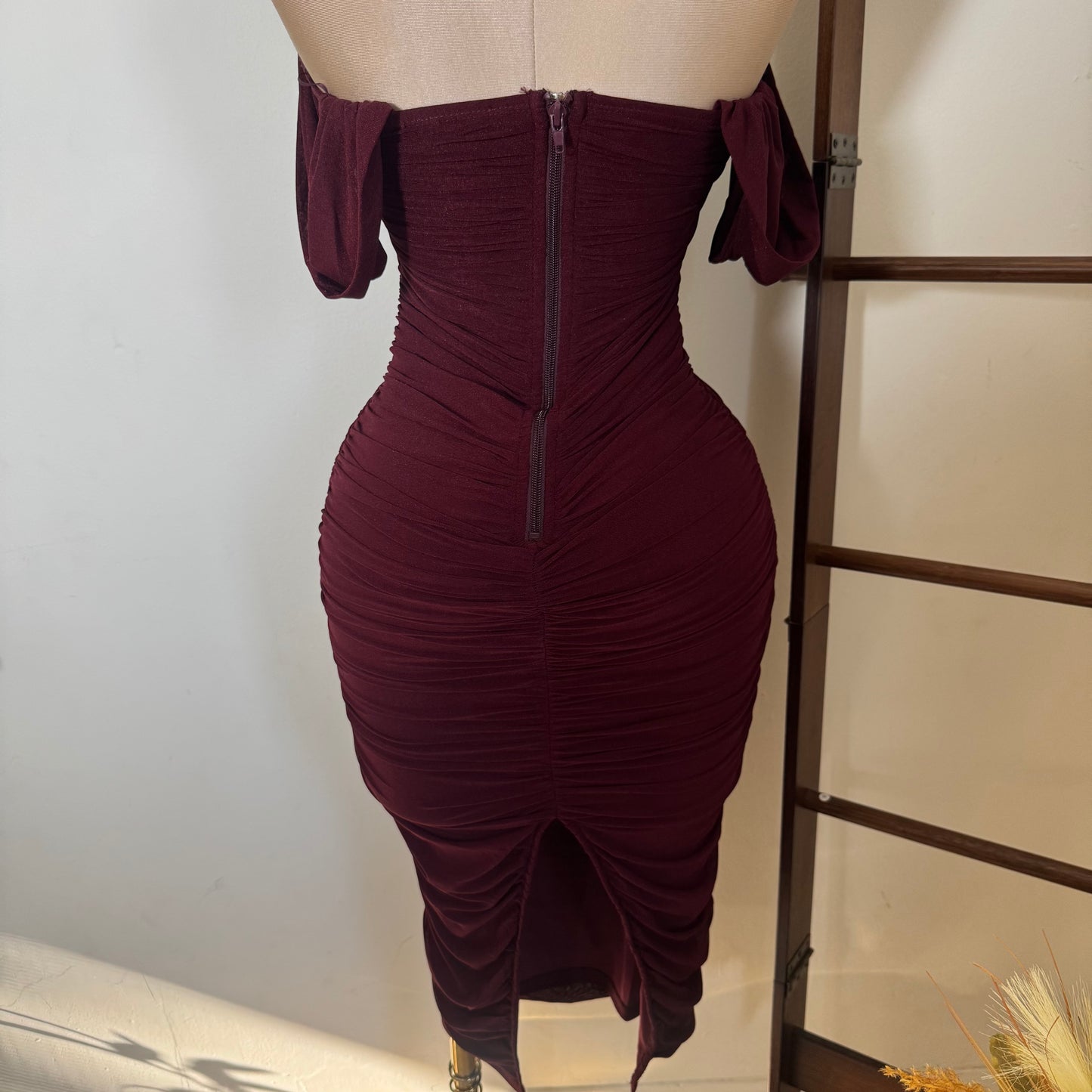 LUXE GLITTER MESH OFF SHOULDER RUCHED MIDI DRESS-Cherry