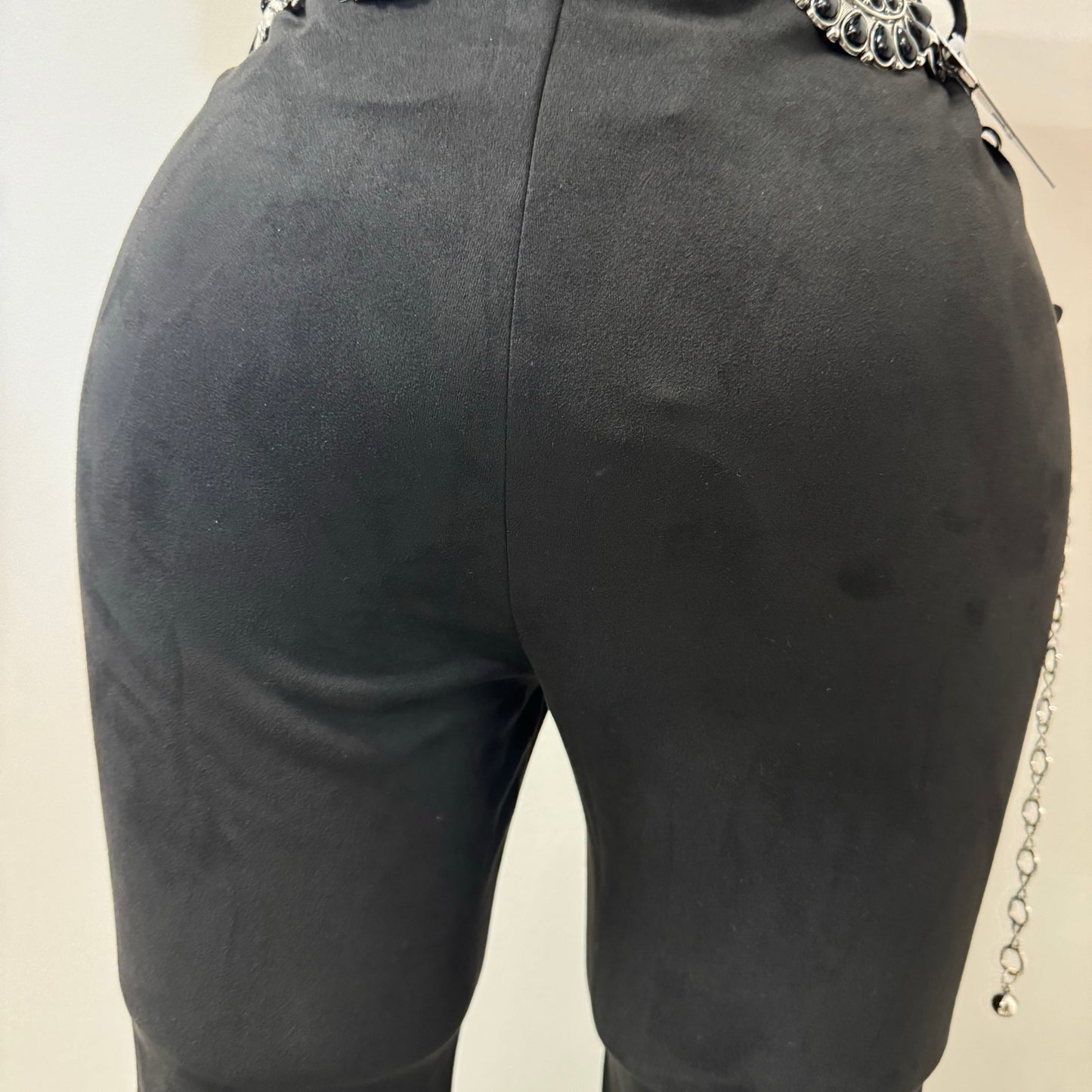Jaripeo Suede Pant Set-Black1