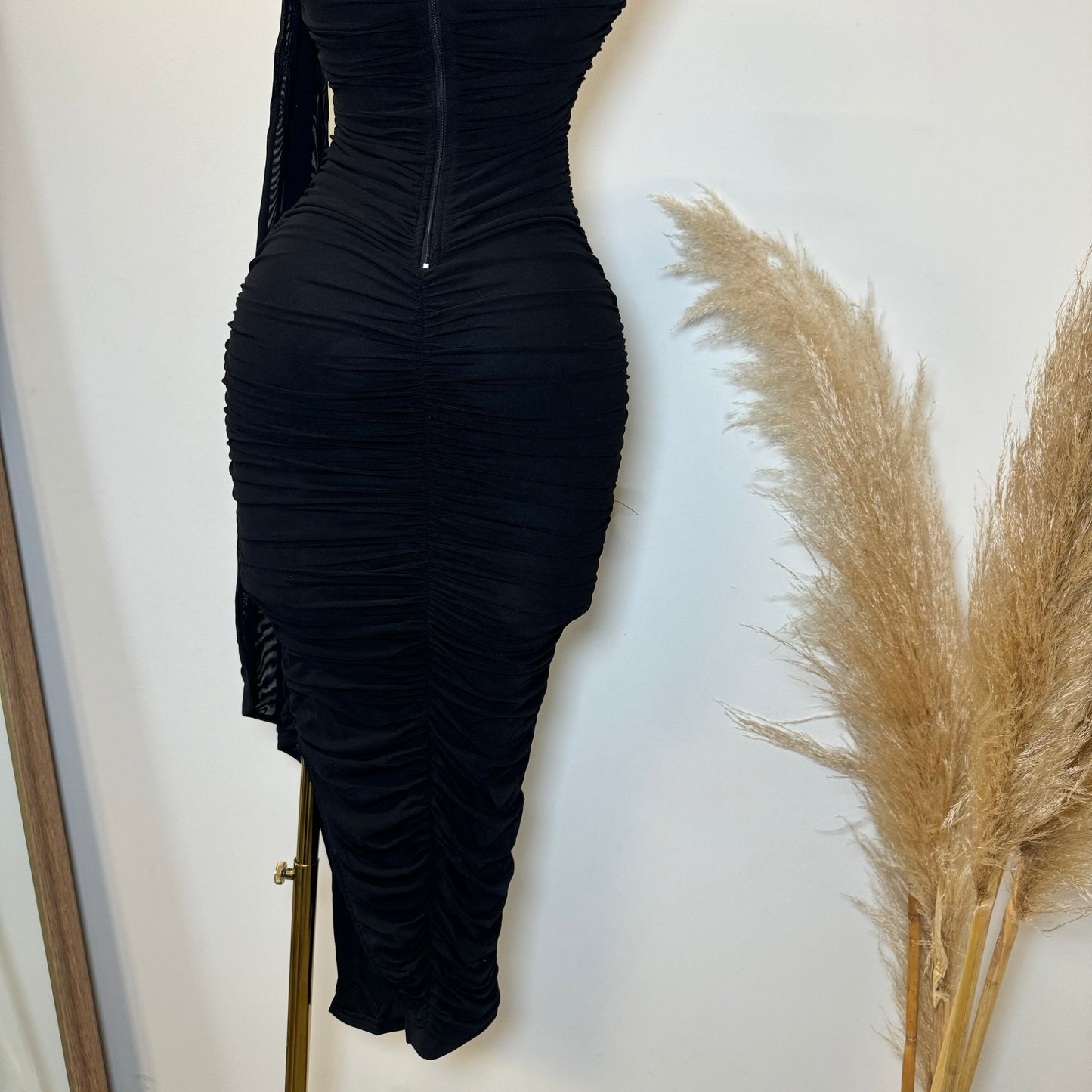 Evonne Dress-Black